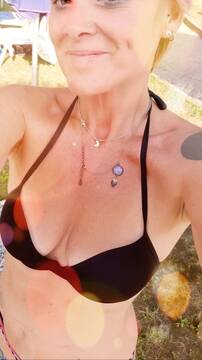 Public Photo of Mounia