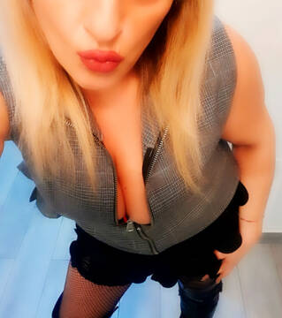 Foto pública de Carlotta__