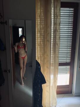 Foto pública de Nothotgirl